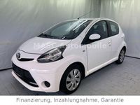 Gebraucht Toyota Aygo Cool 68 PS (50 kW) 2013 Weiß Kleinwagen
