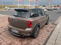Gebraucht Mini Countryman 143 PS (105 kW) 2011 Braun SUV