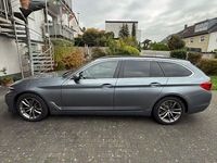 Gebraucht BMW 520 190 PS (139 kW) 2019 Blau Kombi