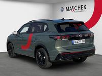Gebraucht VW Tiguan R-line 193 PS (141 kW) 2025 Grün SUV