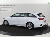 Gebraucht Kia Ceed Comfort 120 PS (88 kW) 2022 Weiß Kleinwagen
