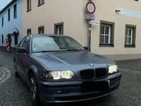 Gebraucht BMW 318 120 PS (88 kW) 2004 Grau Limousine