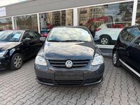 Gebraucht VW Fox 55 PS (40 kW) 2009 Schwarz Kleinwagen