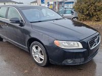 Gebraucht Volvo V70 Momentum 245 PS (180 kW) 2013 Schwarz Kombi