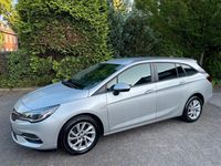 Gebraucht Opel Astra Edition 122 PS (89 kW) 2020 Argonsilber/sovereign Kombi
