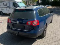 Gebraucht VW Passat 140 PS (102 kW) 2007 Blau Kombi