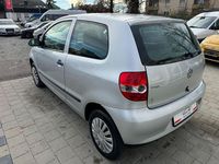Gebraucht VW Fox Basis 54 PS (39 kW) 2005 Silber Kleinwagen