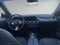 Gebraucht Mercedes GLA220 Night 190 PS (139 kW) 2024 Schwarz SUV