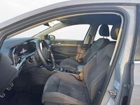 Gebraucht VW Golf VIII Style 150 PS (110 kW) 2022 Grau Limousine