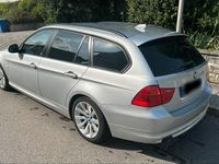 Gebraucht BMW 318 2011 Silber Kombi