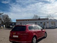 Gebraucht VW Passat 170 PS (125 kW) 2011 Rot Kombi