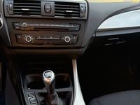 Gebraucht BMW 116 136 PS (100 kW) 2014 Schwarz Kleinwagen