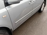 Gebraucht Kia Carnival 180 PS (132 kW) 2007 Silber Van / Kleinbus