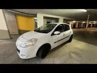 Używany Renault Clio IV Expression 75 KM (55 kW) 2012 Biały Sedan/Limuzyna
