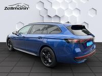 Gebraucht VW Passat R-line 177 PS (130 kW) 2025 Blau Kombi