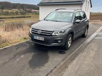 Gebraucht VW Tiguan Trendline 160 PS (117 kW) 2012 Grau SUV