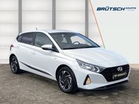 gebraucht Hyundai i20 Select Mild-Hybrid AUTOMATIK / SITZHEIZUNG / PDC / DAB+
