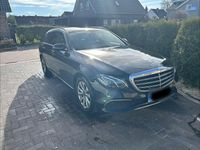 Gebraucht Mercedes E220 194 PS (142 kW) 2019 Schwarz Kombi