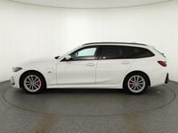 Gebraucht BMW 330e M Sport 292 PS (214 kW) 2023 Weiß Kombi