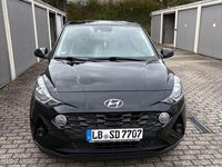 Gebraucht Hyundai i10 Select 67 PS (49 kW) 2021 Schwarz Kleinwagen