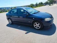 Gebraucht Opel Astra 105 PS (77 kW) 1998 Blau Limousine