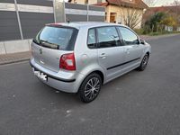 Gebraucht VW Polo 64 PS (47 kW) 2003 Silber Kleinwagen