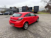 Gebraucht Opel Astra GTC Selection 90 PS (66 kW) 2009 Rot Coupé