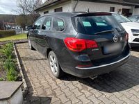 Gebraucht Opel Astra 165 PS (121 kW) 2015 Schwarz Kombi