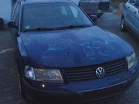 Gebraucht VW Passat 101 PS (74 kW) 1997 Blau Kombi