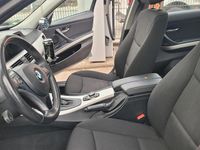 Gebraucht BMW 320 184 PS (135 kW) 2010 Grau Limousine