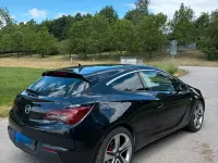 Gebraucht Opel Astra GTC Innovation 179 PS (131 kW) 2011 Schwarz Coupé