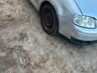 Gebraucht VW Touran 2003 Silber Van / Kleinbus