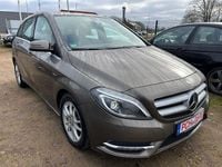 Gebraucht Mercedes B180 122 PS (89 kW) 2012 Beige Van / Kleinbus