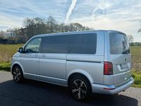 Second-hand VW Multivan Highline 199 CP (146 kW) 2020 Argintiu Monovolum