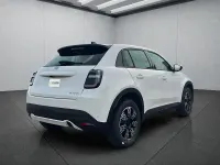 Neu Fiat 600 Business 110 PS (80 kW) 2025 Weiß SUV