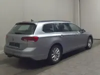 Gebraucht VW Passat Business 150 PS (110 kW) 2023 Silber Kombi