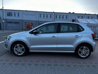 Usado VW Polo Match 69 HP (50 kW) 2012 Prateado Citadino