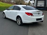 Gebraucht Opel Insignia Sport 220 PS (161 kW) 2009 Weiß Limousine