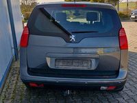 Gebraucht Peugeot 5008 156 PS (114 kW) 2010 Schwarz Van / Kleinbus