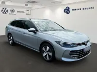 Gebraucht VW Passat Business 150 PS (110 kW) 2025 Oyster silver metallic Kombi