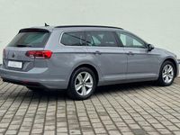 Gebraucht VW Passat Business 200 PS (147 kW) 2023 Mondsteingrau Kombi