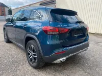 Gebraucht Mercedes GLA200 163 PS (119 kW) 2020 Blau SUV