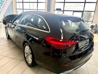Gebraucht Mercedes C200 163 PS (119 kW) 2024 Schwarz Kombi