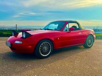Gebraucht Mazda MX5 116 PS (85 kW) 1992 Rot Cabrio