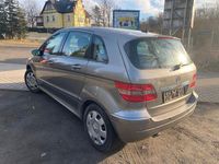 Gebraucht Mercedes 200 136 PS (100 kW) 2005 Grau Limousine