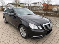 Gebraucht Mercedes E200 Avantgarde 136 PS (100 kW) 2011 Schwarz Limousine