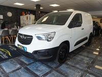 Używany Opel Combo Selection 102 KM (75 kW) 2020 Biały Minivan