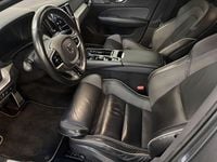 Gebraucht Volvo V60 R-Design 340 PS (250 kW) 2021 Grau Kombi