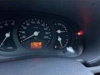 Gebraucht Renault Clio II 54 PS (39 kW) 1998 Gold Limousine