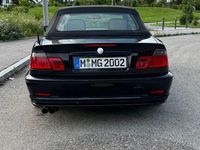 Gebraucht BMW 318 Cabriolet Performance 143 PS (105 kW) 2002 Schwarz Cabrio